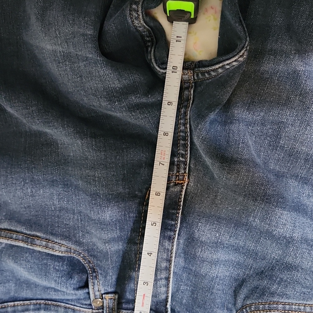 Jeans - Picture 5 of 6